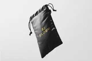 Logo Mockup Floating Pouch