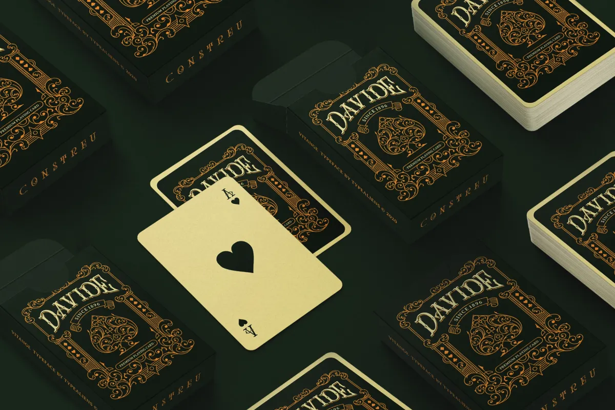 Constreu - Vintage Victorian Font