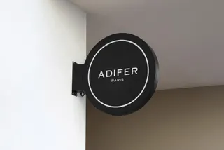 Blade Sign Mockup