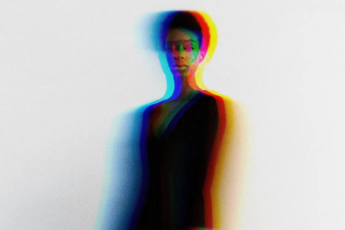 Anaglyph VHS Photo Effect
