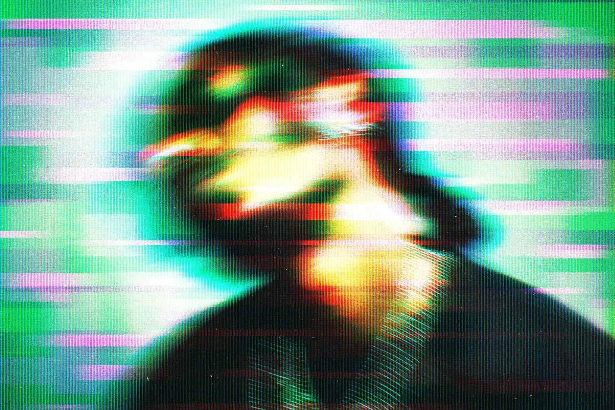 Screen Glitch Photo Effect