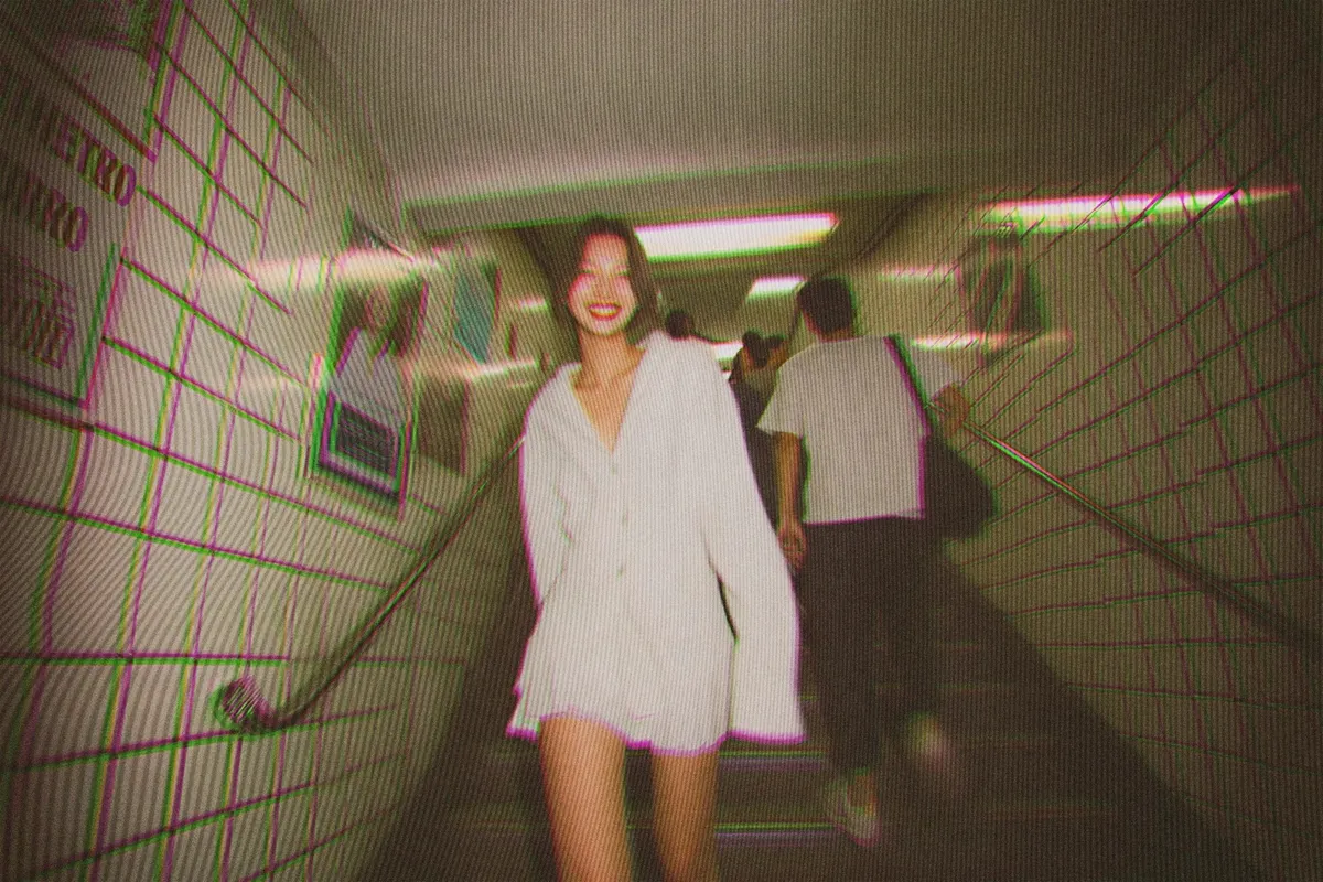 80s Retro Television Photo Effect