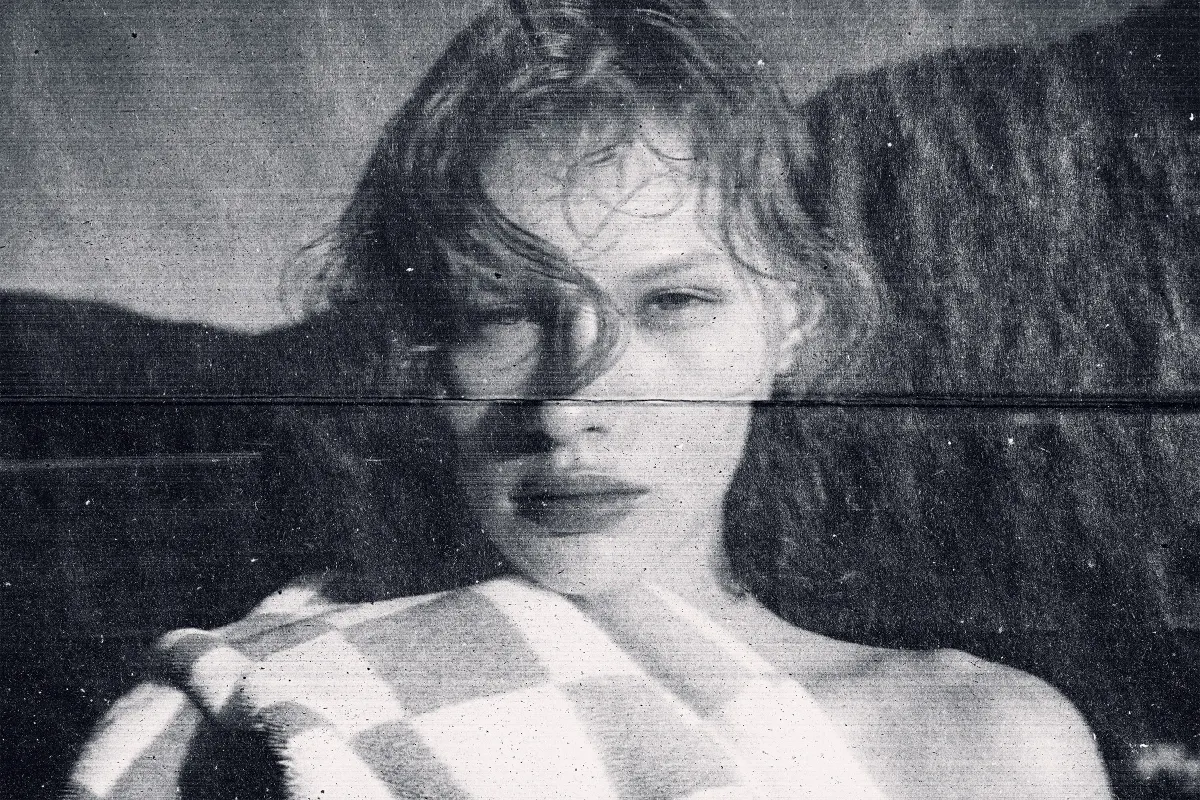 Distressed Scanner Error Photo Effect