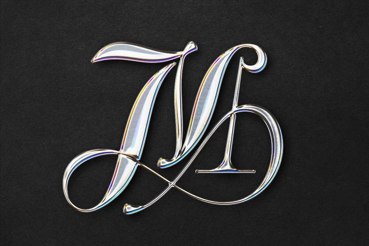 Glossy Chrome Text Effect