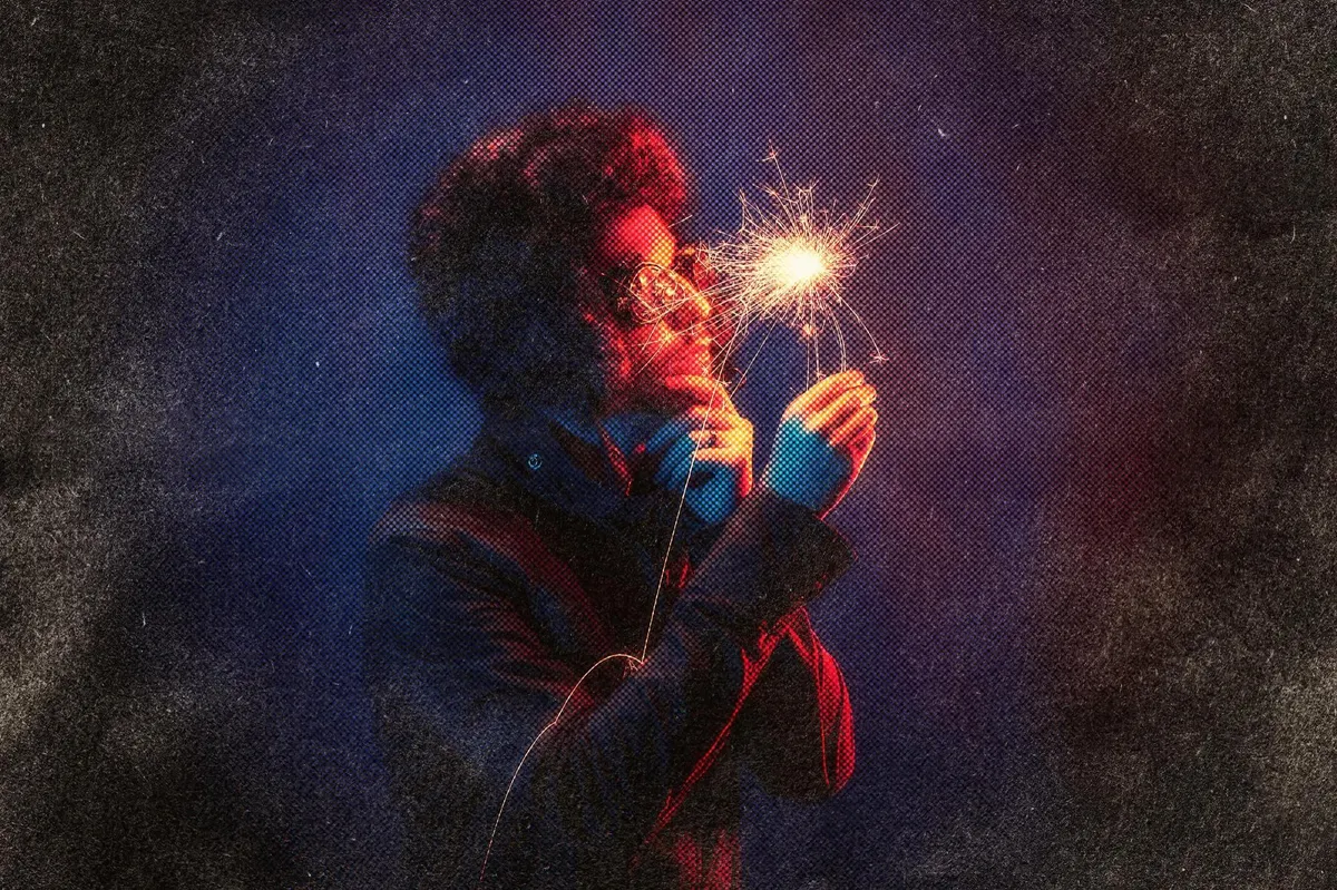 Dreamy Glow Halftone Print Effect