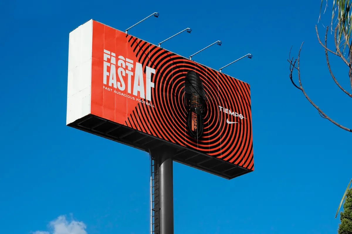 Skyline Box Billboard Mockup